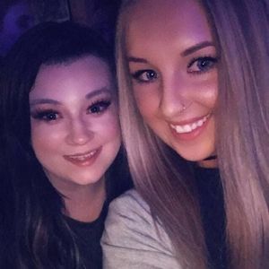 Meet your Posher, Chloe